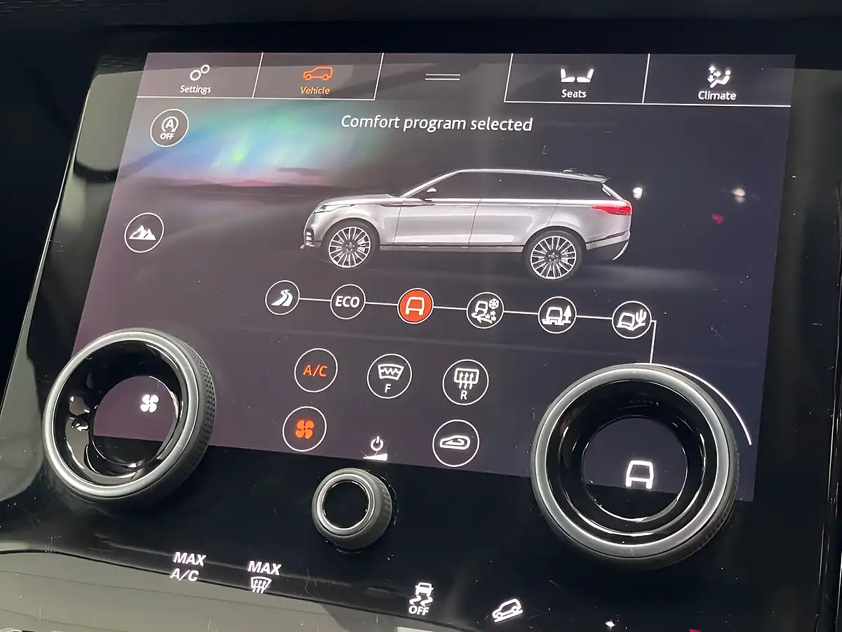 Used 2019 Land Rover Range Rover Velar R-Dynamic S White - Interior and Exterior details 2