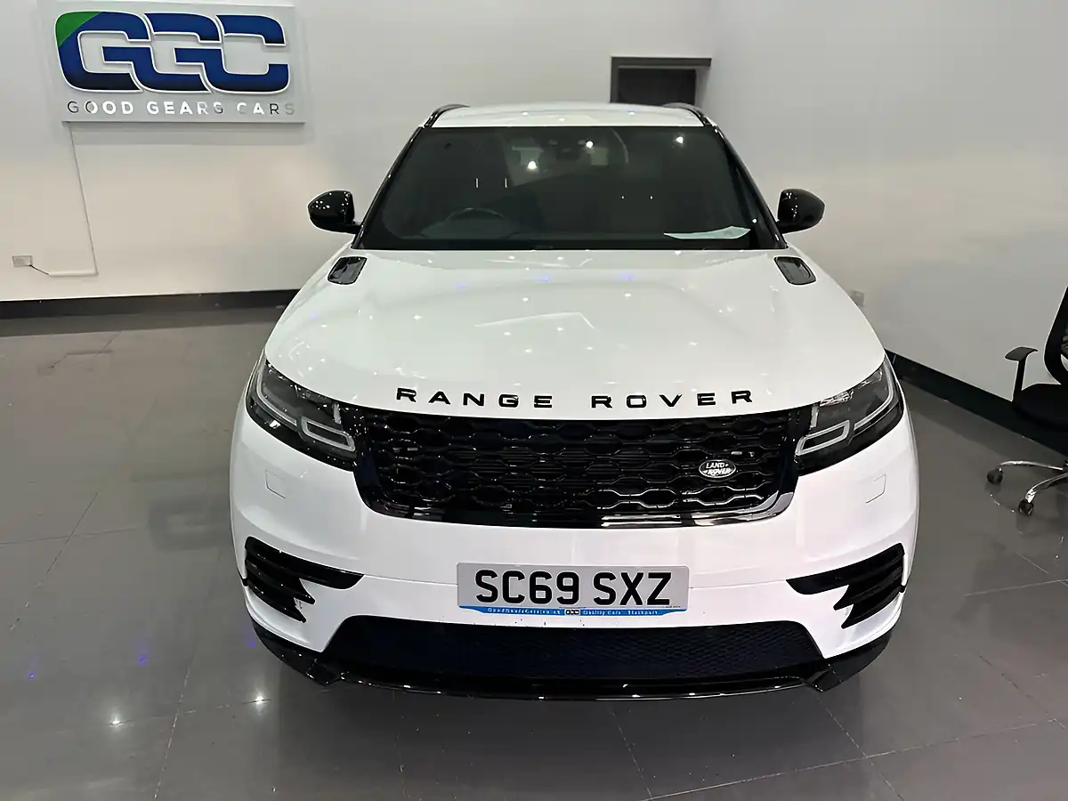 Used 2019 Land Rover Range Rover Velar R-Dynamic S White - Interior and Exterior details 10