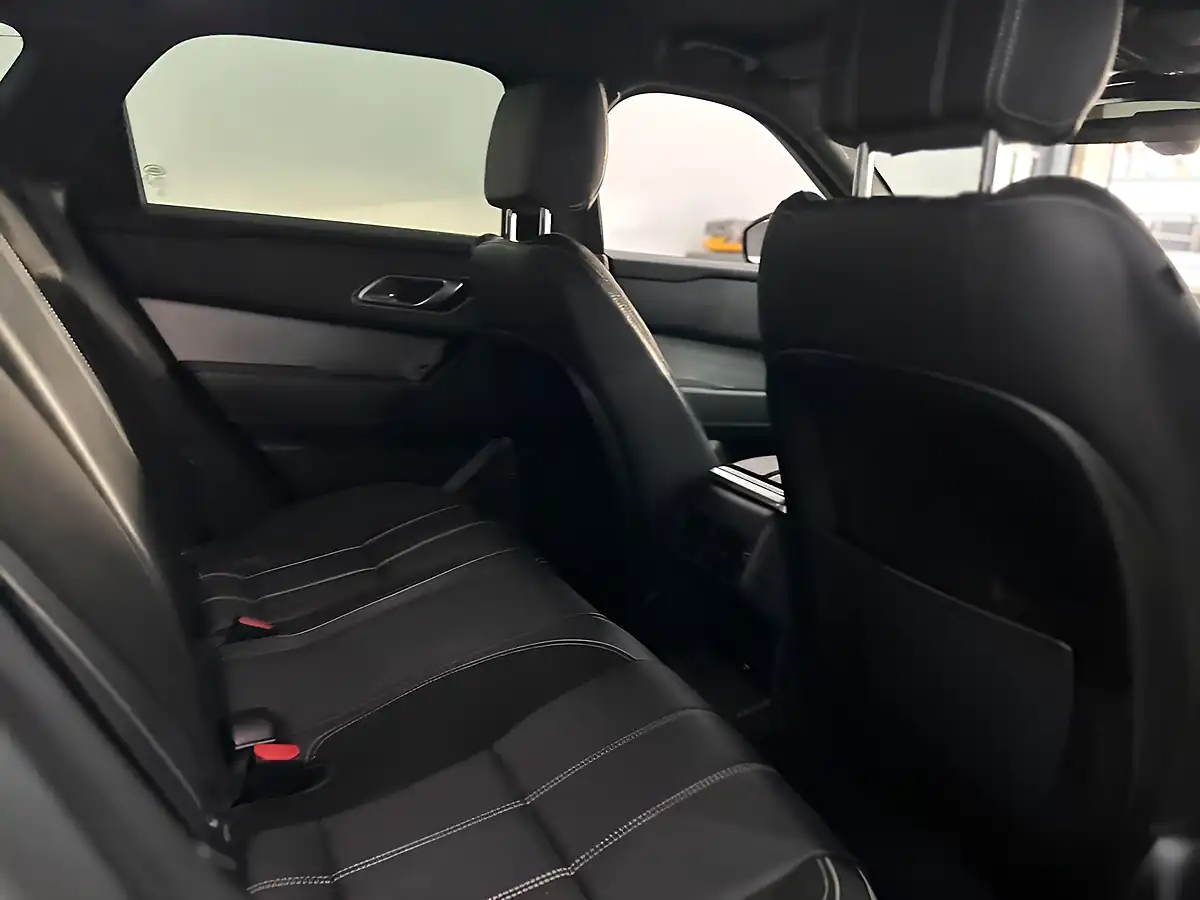 Used 2019 Land Rover Range Rover Velar R-Dynamic S White - Interior and Exterior details 14