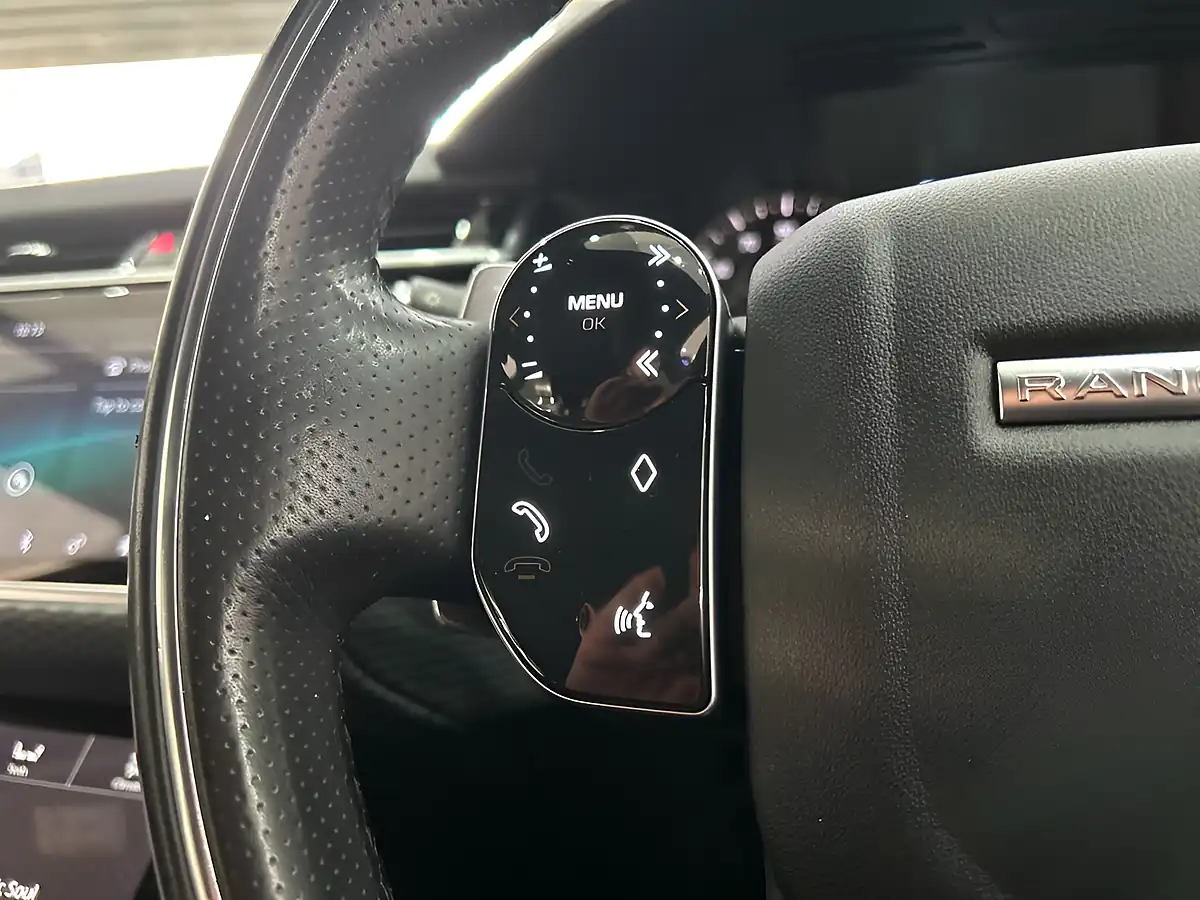 Used 2019 Land Rover Range Rover Velar R-Dynamic S White - Interior and Exterior details 15