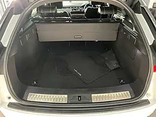 Used 2019 Land Rover Range Rover Velar R-Dynamic S White - Interior and Exterior details 19
