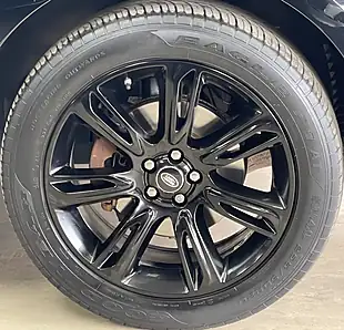 Used 2019 Land Rover Range Rover Velar R-Dynamic Se Black - Interior and Exterior details 10