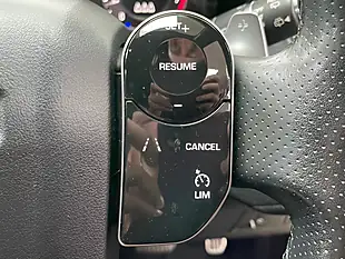 Used 2019 Land Rover Range Rover Velar R-Dynamic Se Black - Interior and Exterior details 16
