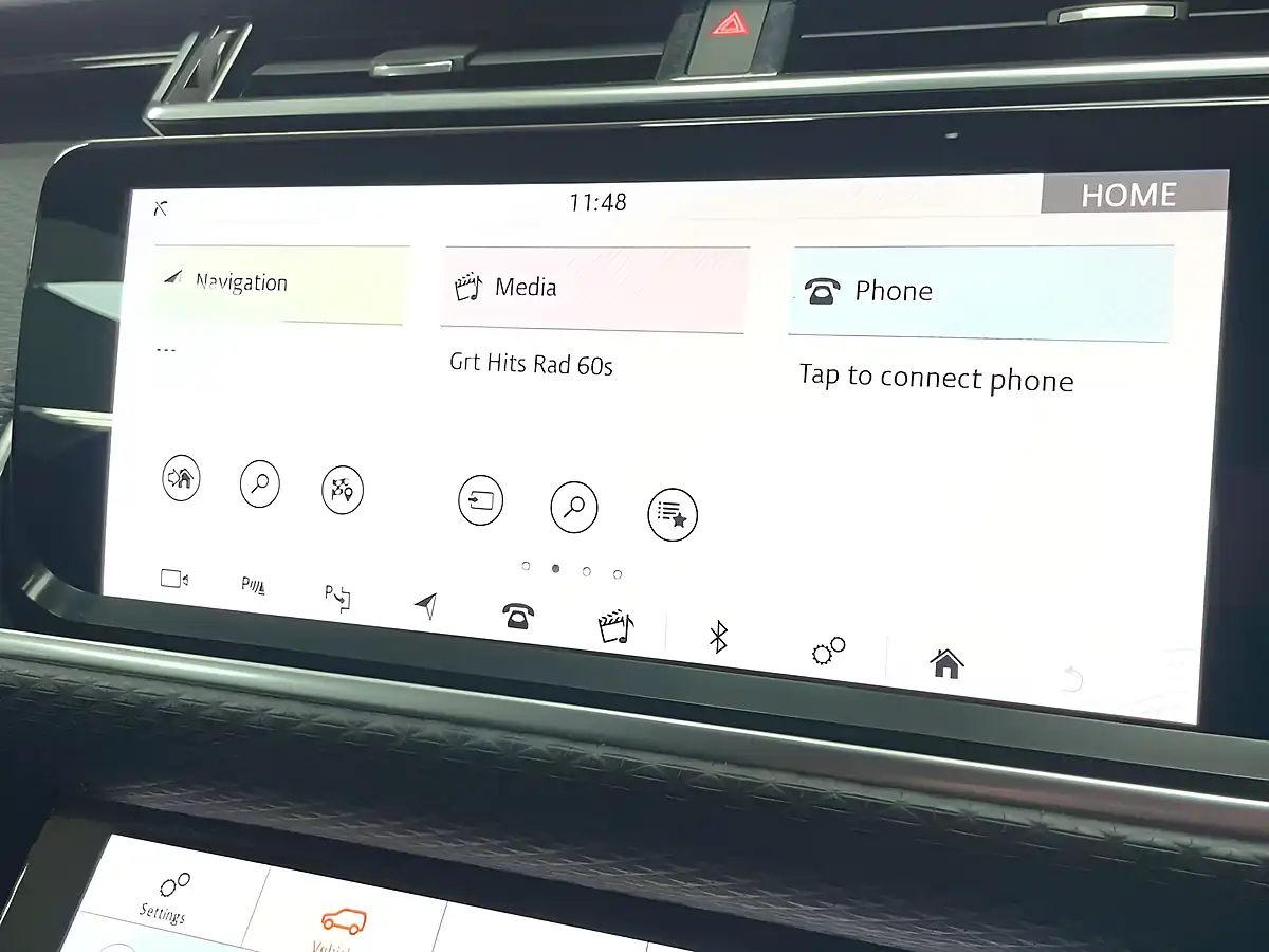 Used 2019 Land Rover Range Rover Velar R-Dynamic Se Black - Interior and Exterior details 18