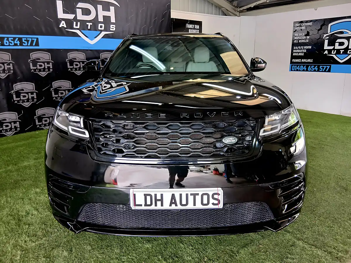 Used 2019 Land Rover Range Rover Velar R-Dynamic Se Black - Interior and Exterior details 6