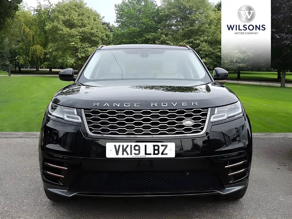 Used 2019 Land Rover Range Rover Velar R-Dynamic Se Black - Interior and Exterior details 4