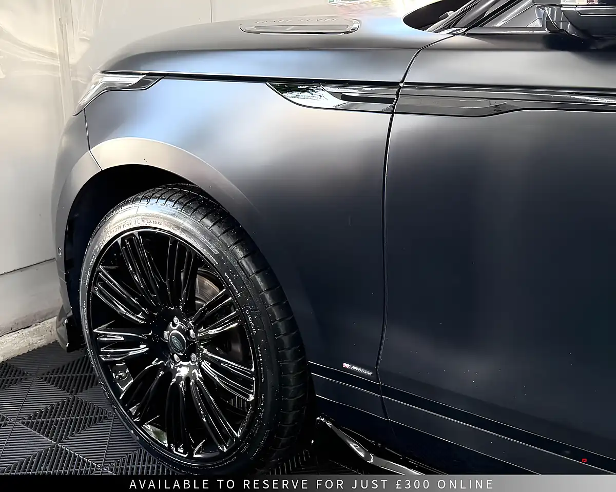 Used 2019 Land Rover Range Rover Velar R-Dynamic Se Black - Interior and Exterior details 19