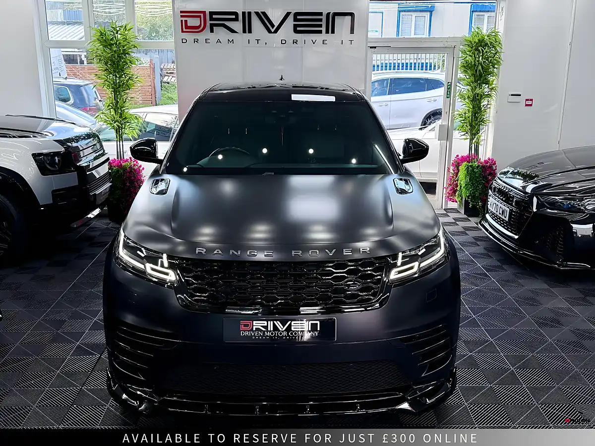Used 2019 Land Rover Range Rover Velar R-Dynamic Se Black - Interior and Exterior details 3