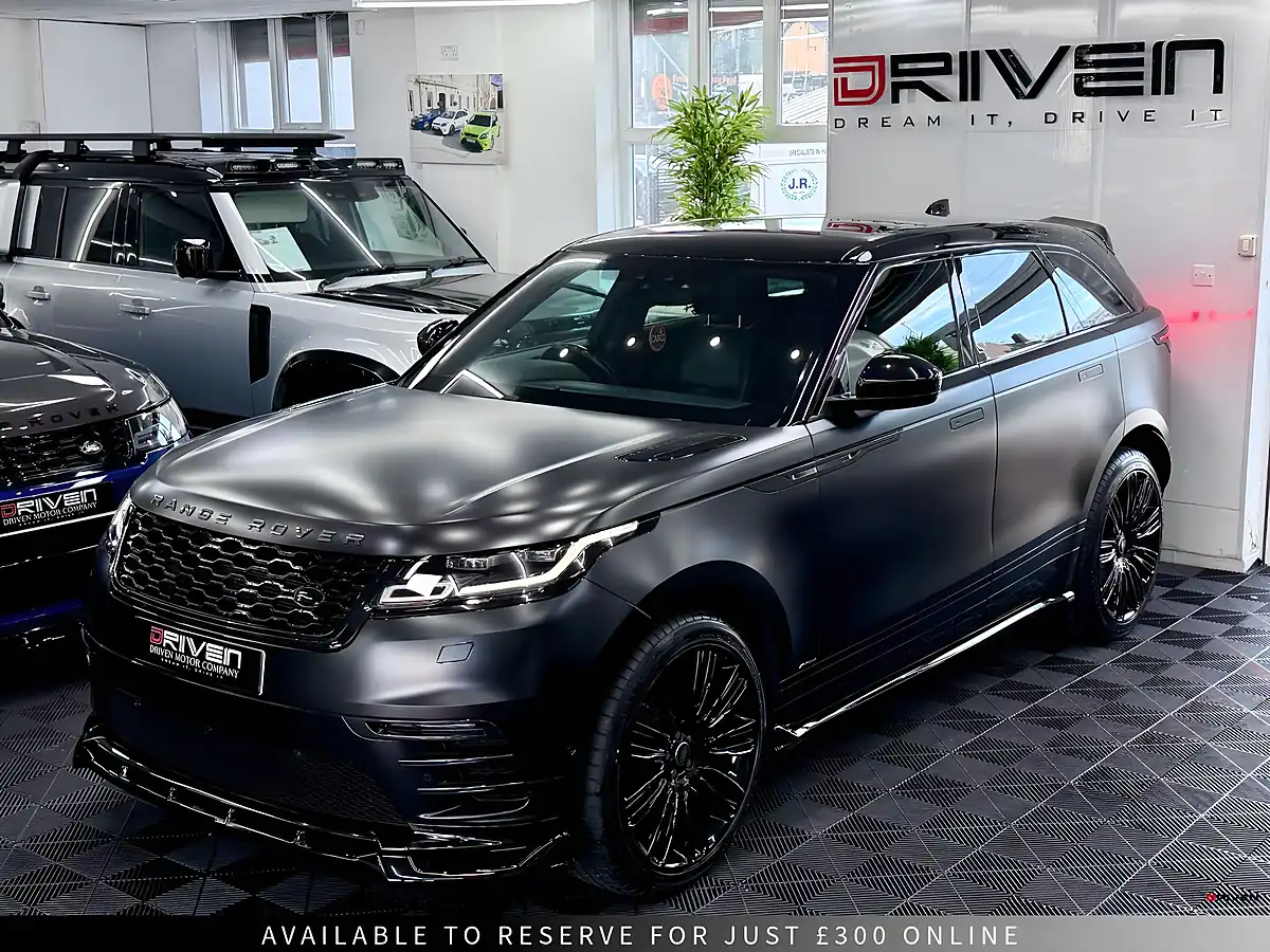 Used 2019 Land Rover Range Rover Velar R-Dynamic Se Black - Interior and Exterior details 7