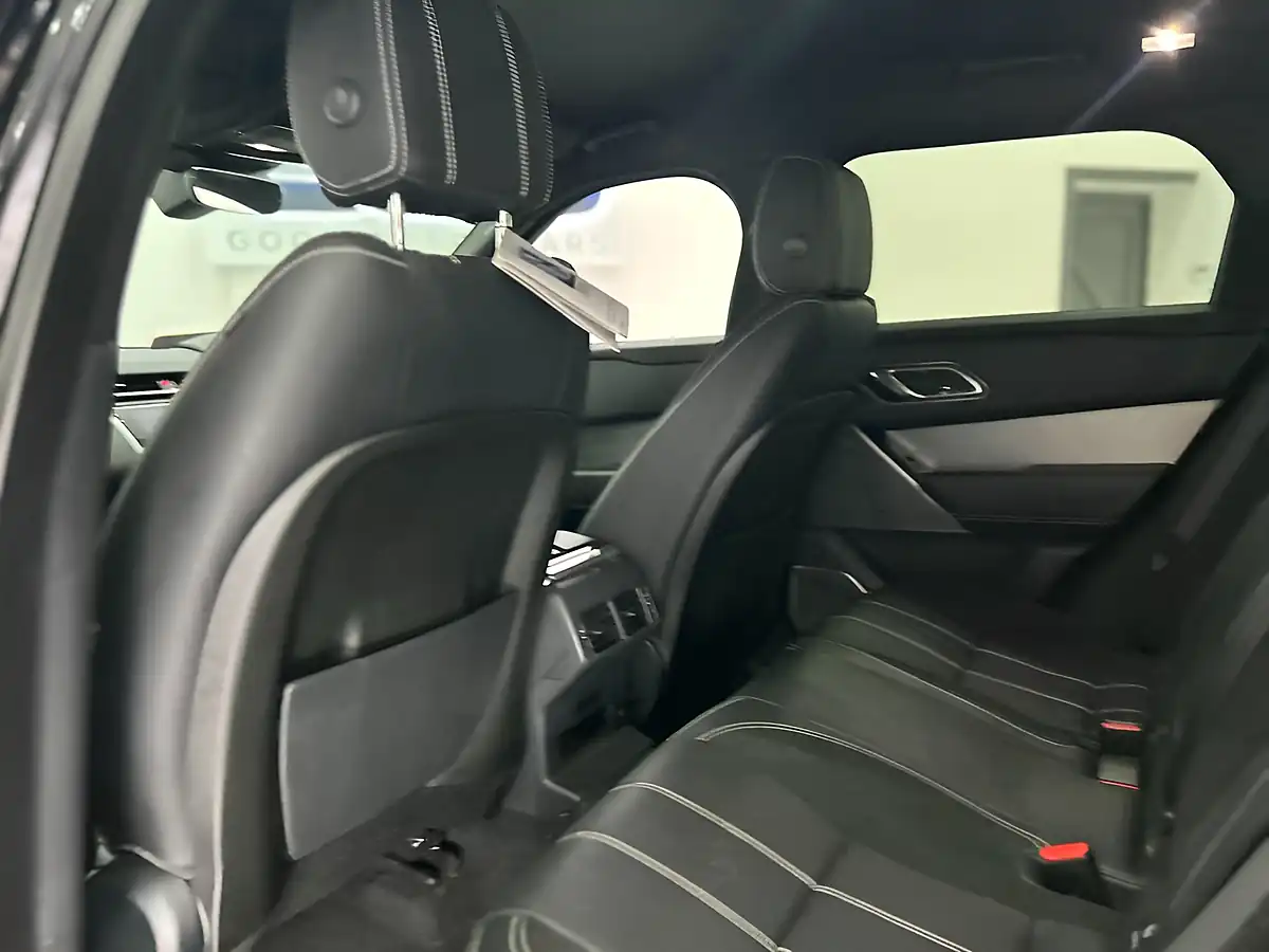 Used 2019 Land Rover Range Rover Velar R-Dynamic Se Black - Interior and Exterior details 12