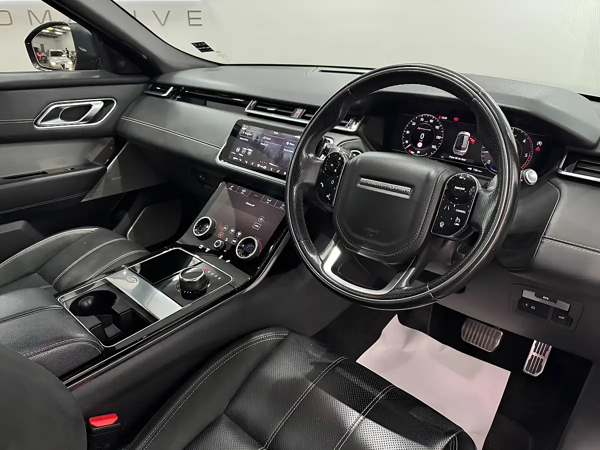 Used 2019 Land Rover Range Rover Velar R-Dynamic Se Grey - Interior and Exterior details 12