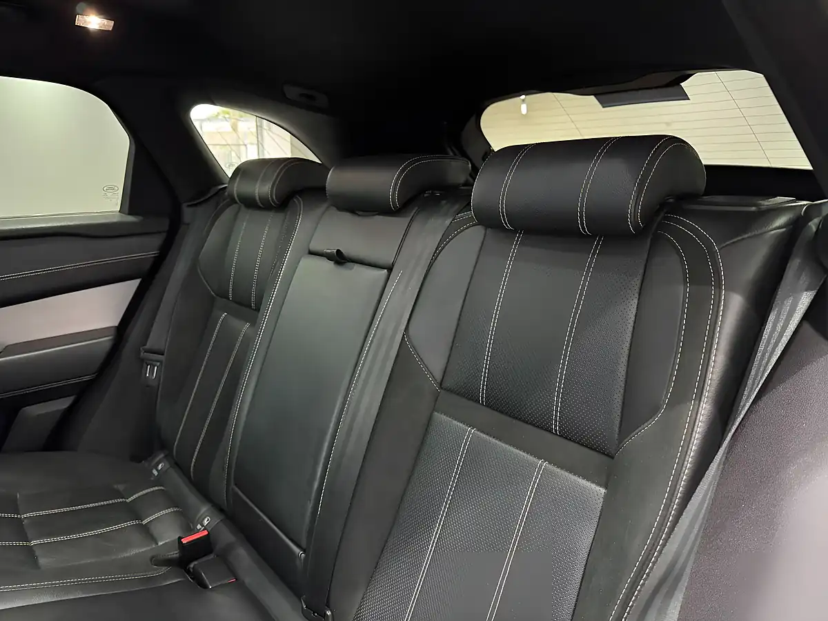 Used 2019 Land Rover Range Rover Velar R-Dynamic Se Grey - Interior and Exterior details 18
