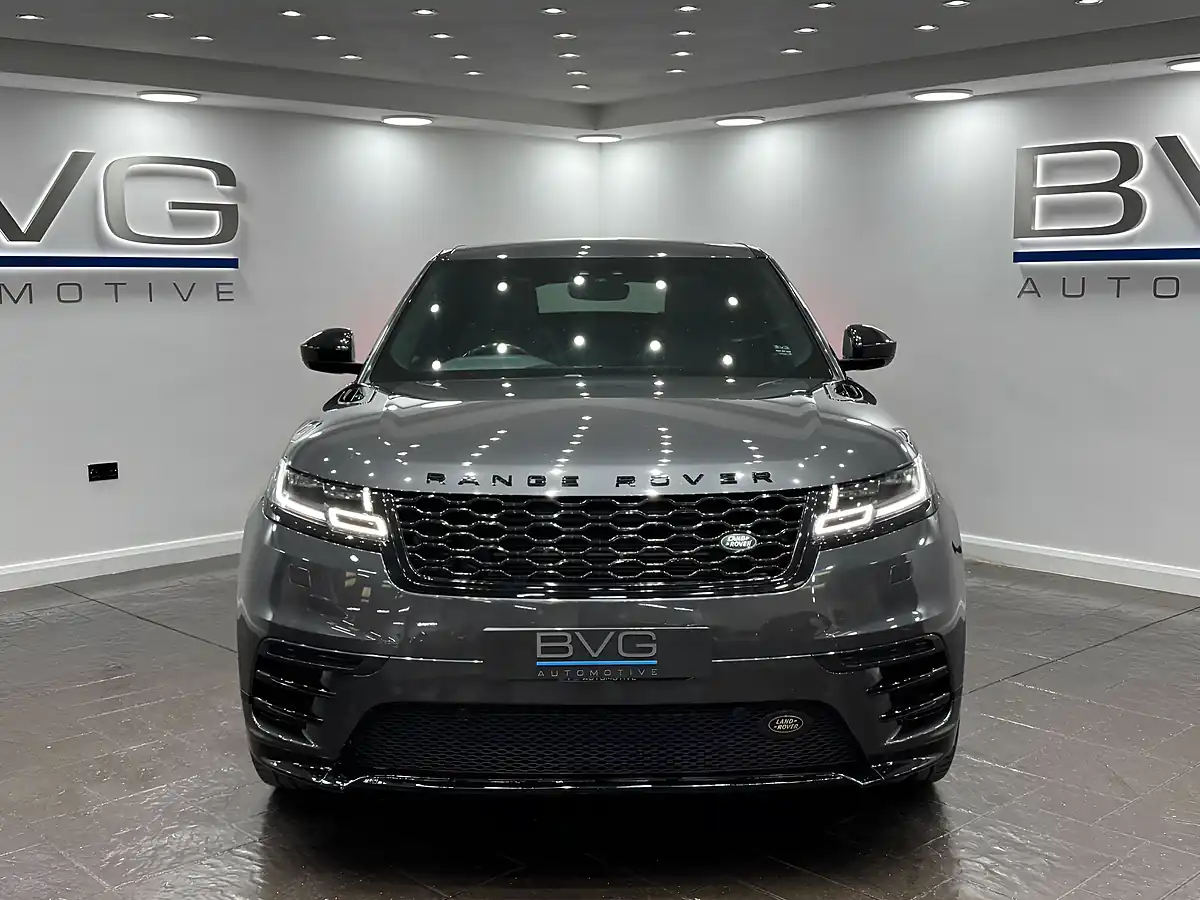 Used 2019 Land Rover Range Rover Velar R-Dynamic Se Grey - Interior and Exterior details 4