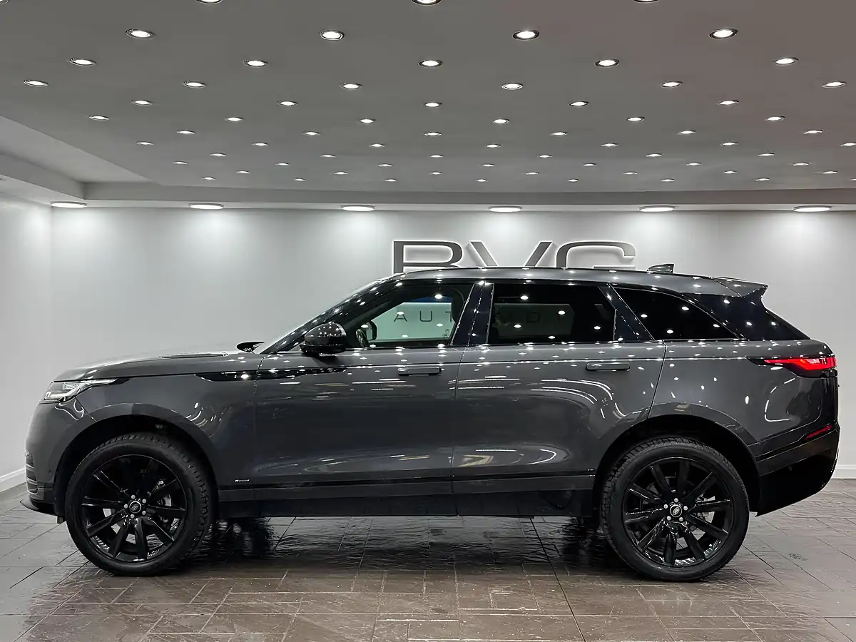 Used 2019 Land Rover Range Rover Velar R-Dynamic Se Grey - Interior and Exterior details 8