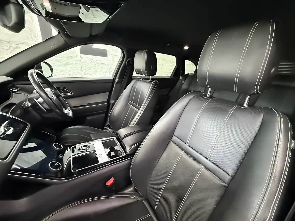 Used 2019 Land Rover Range Rover Velar R-Dynamic Se White - Interior and Exterior details 12