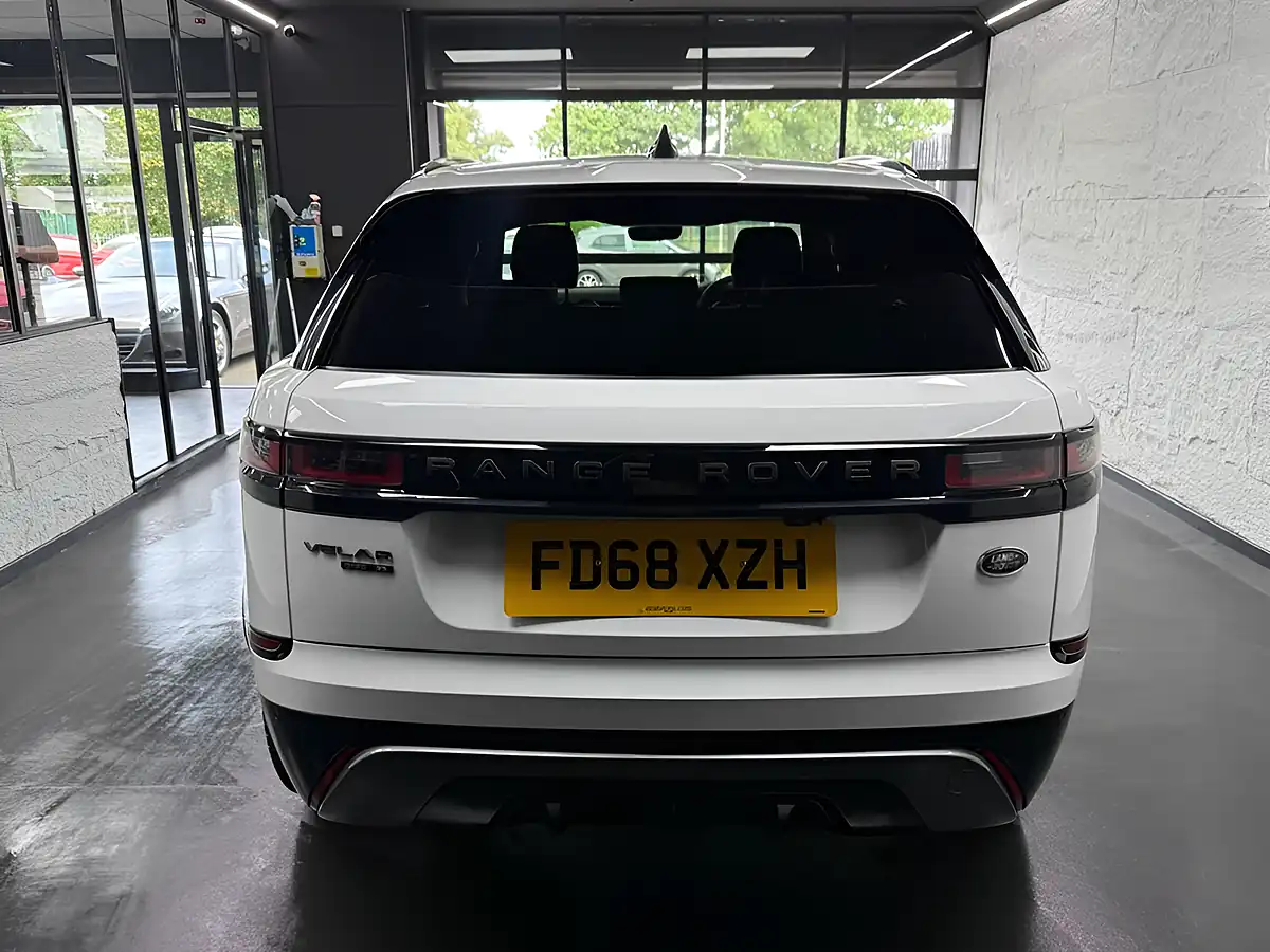 Used 2019 Land Rover Range Rover Velar R-Dynamic Se White - Interior and Exterior details 17