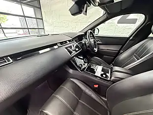 Used 2019 Land Rover Range Rover Velar R-Dynamic Se White - Interior and Exterior details 3