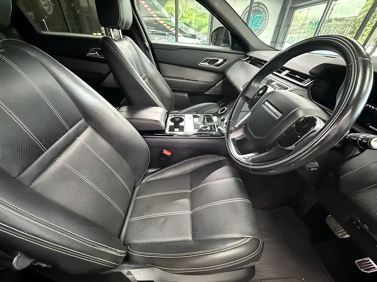 Used 2019 Land Rover Range Rover Velar R-Dynamic Se White - Interior and Exterior details 7