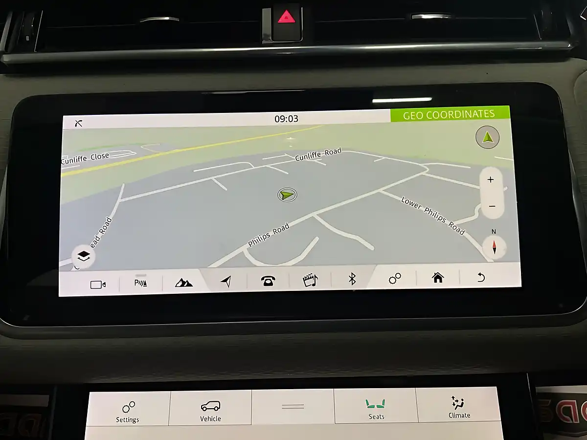 Used 2019 Land Rover Range Rover Velar S Blue - Interior and Exterior details 14