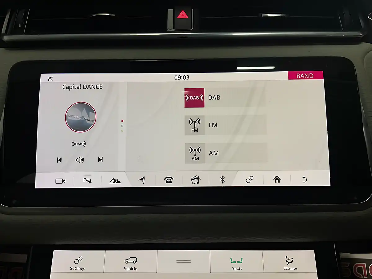 Used 2019 Land Rover Range Rover Velar S Blue - Interior and Exterior details 15