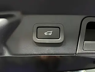 Used 2019 Land Rover Range Rover Velar S Silver - Interior and Exterior details 18
