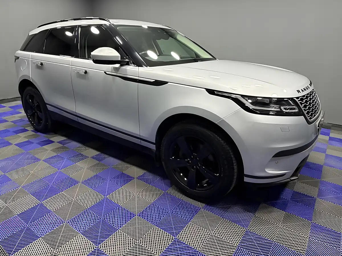 Used 2019 Land Rover Range Rover Velar S Silver - Interior and Exterior details 4