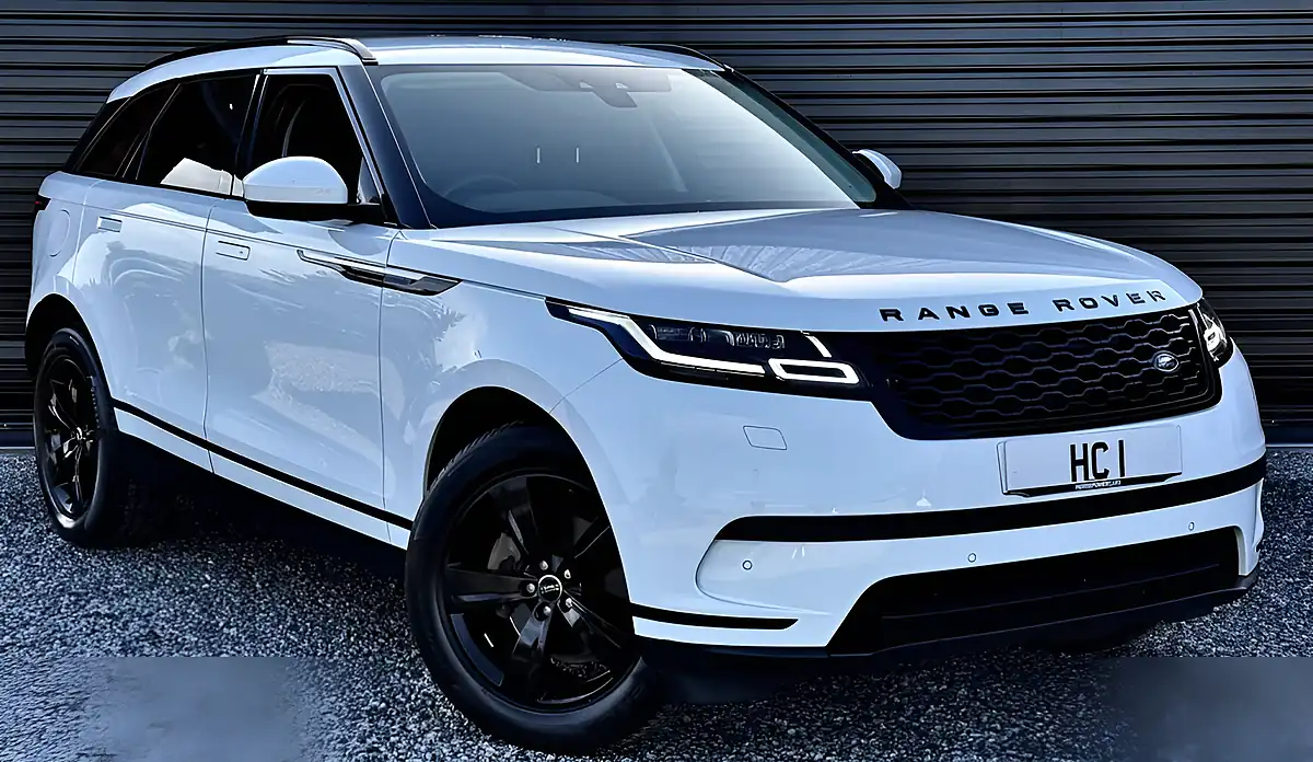 Used 2019 Land Rover Range Rover Velar S White - Front View