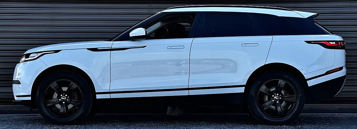 Used 2019 Land Rover Range Rover Velar S White - Interior and Exterior details 3