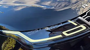 Used 2019 Land Rover Range Rover Velar Se Black - Interior and Exterior details 16