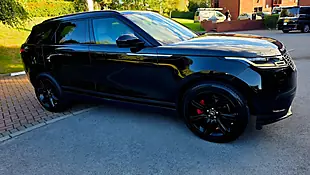 Used 2019 Land Rover Range Rover Velar Se Black - Interior and Exterior details 4
