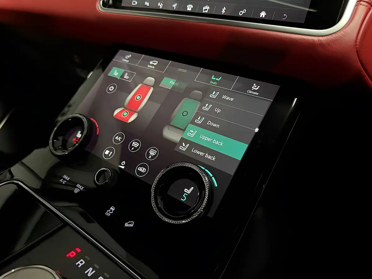Used 2019 Land Rover Range Rover Velar Svautobiography Dynamic Edition Black - Interior and Exterior details 17