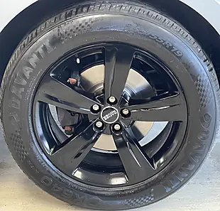 Used 2019 Land Rover Range Rover Velar White - Interior and Exterior details 11