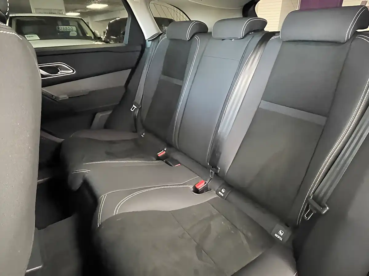 Used 2019 Land Rover Range Rover Velar White - Interior and Exterior details 15
