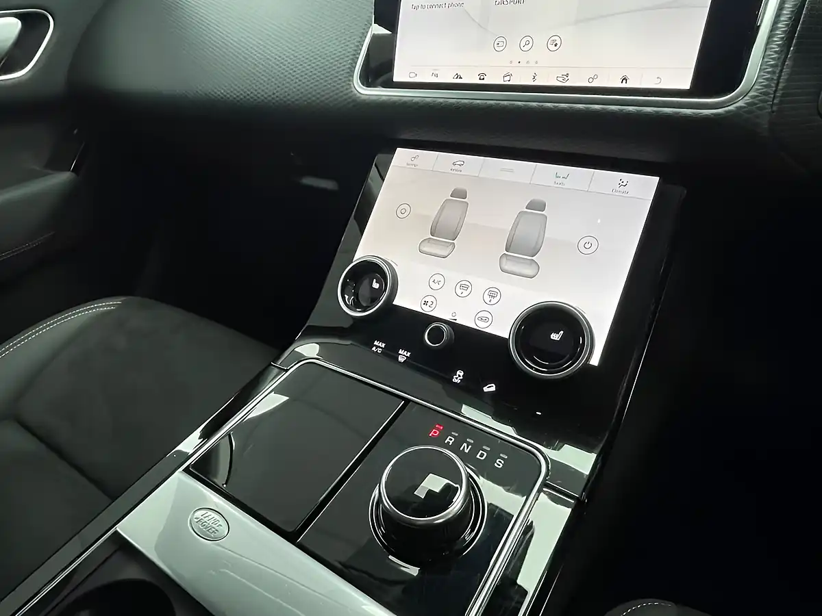 Used 2019 Land Rover Range Rover Velar White - Interior and Exterior details 3