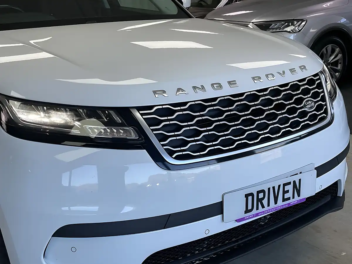 Used 2019 Land Rover Range Rover Velar White - Interior and Exterior details 5