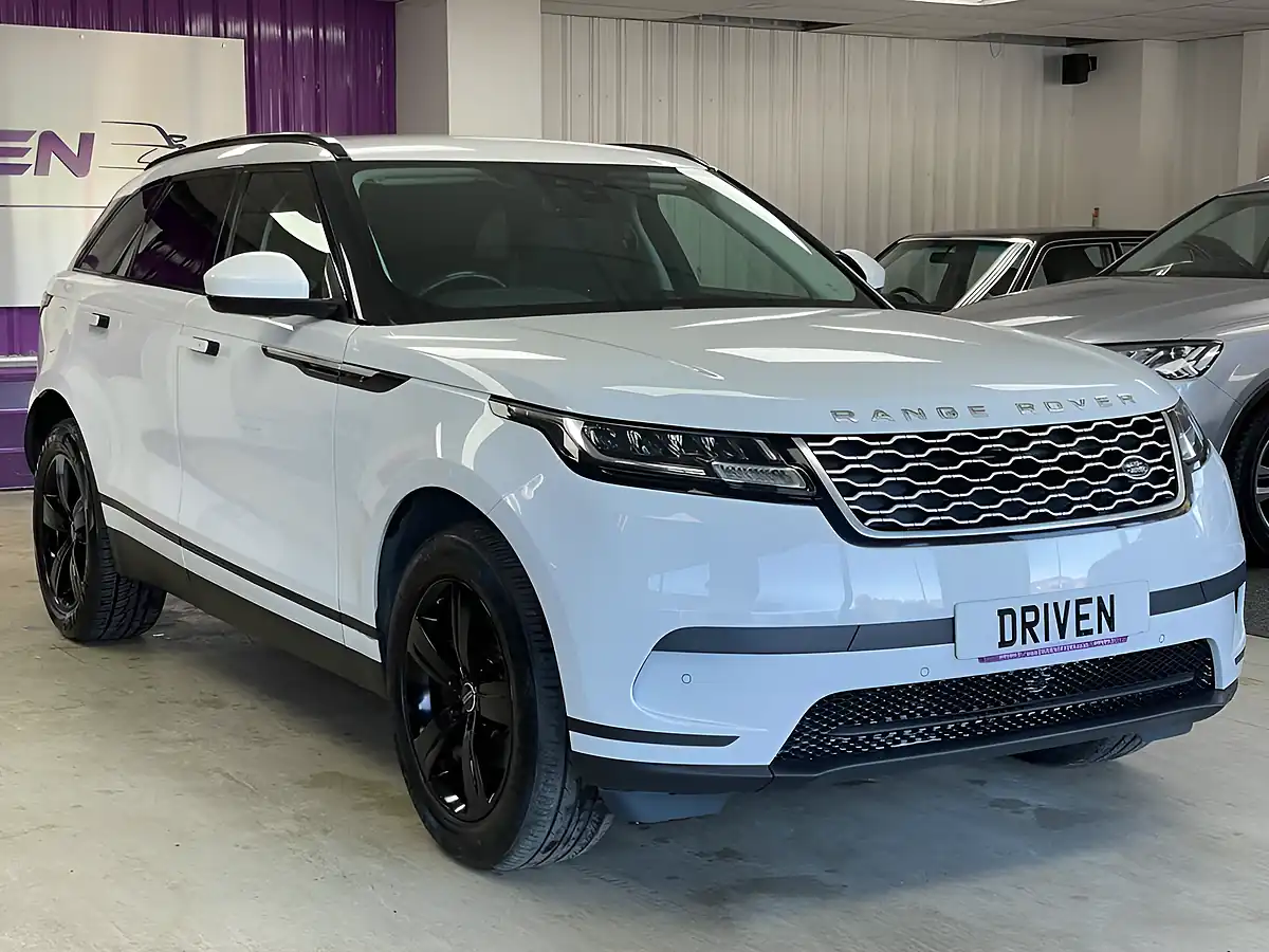 Used 2019 Land Rover Range Rover Velar White - Interior and Exterior details 6
