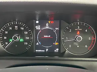 Used 2019 Land Rover Range Rover Velar White - Interior and Exterior details 17