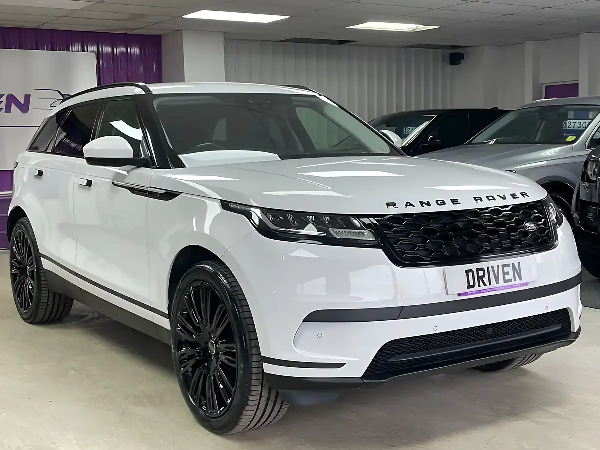 Used 2019 Land Rover Range Rover Velar White - Interior and Exterior details 6