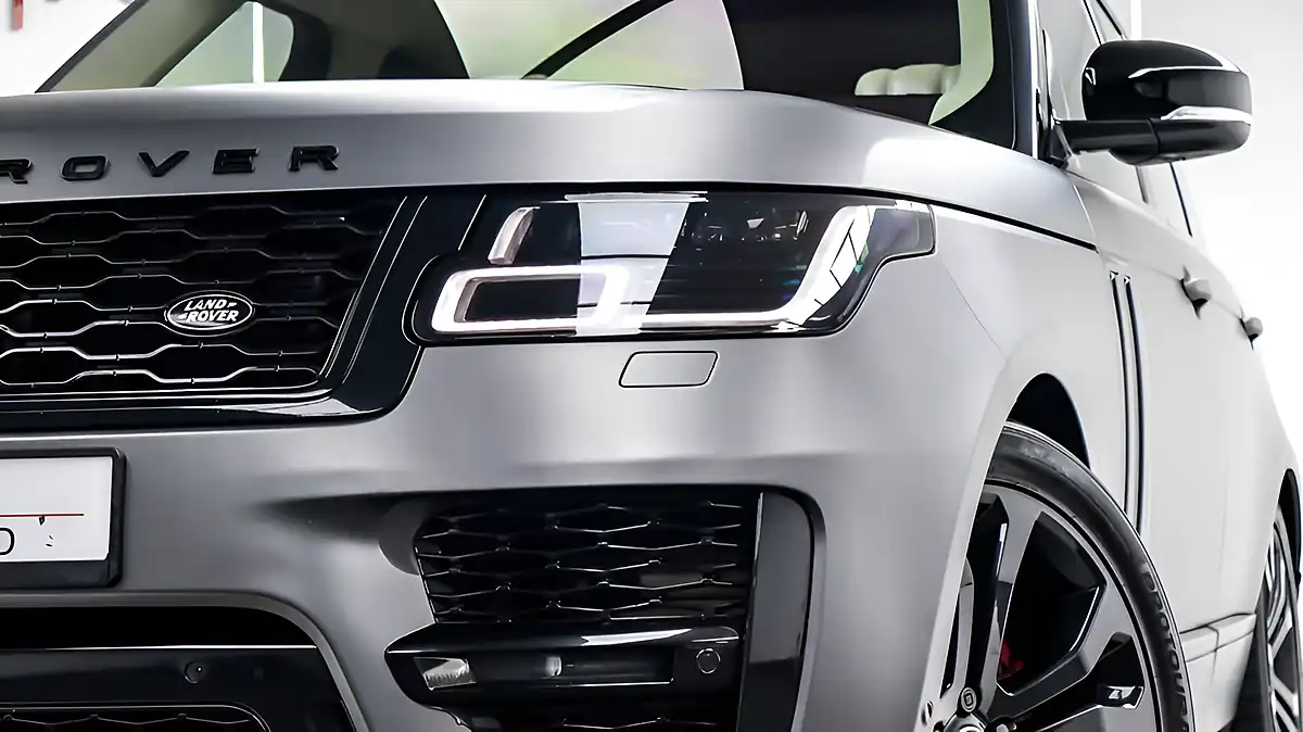 Used 2019 Land Rover Range Rover Vogue Black - Interior and Exterior details 10