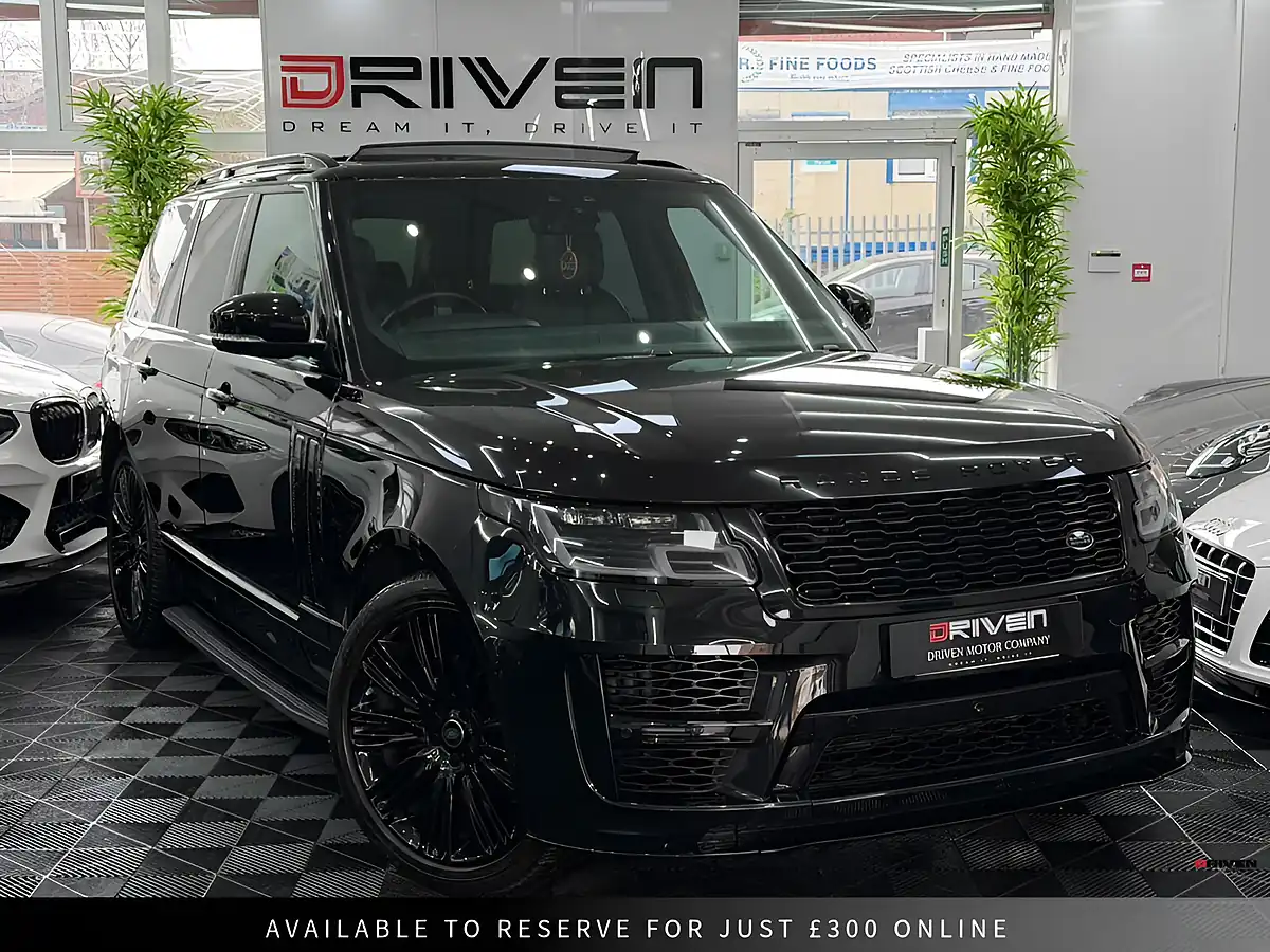 Used 2019 Land Rover Range Rover Vogue Black - Front View