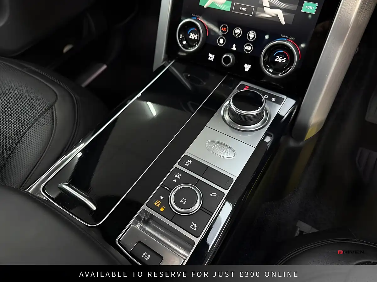 Used 2019 Land Rover Range Rover Vogue Black - Interior and Exterior details 14