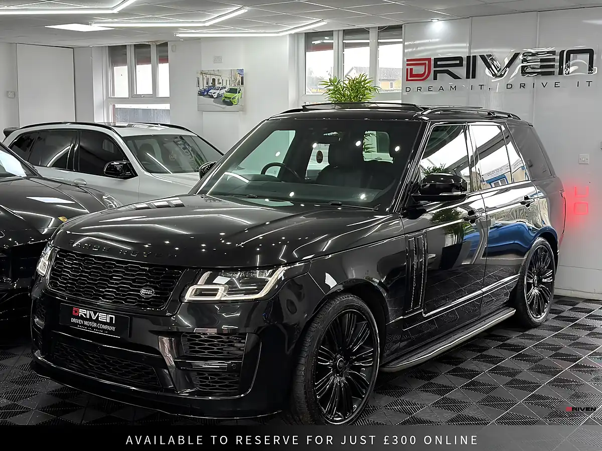 Used 2019 Land Rover Range Rover Vogue Black - Interior and Exterior details 8