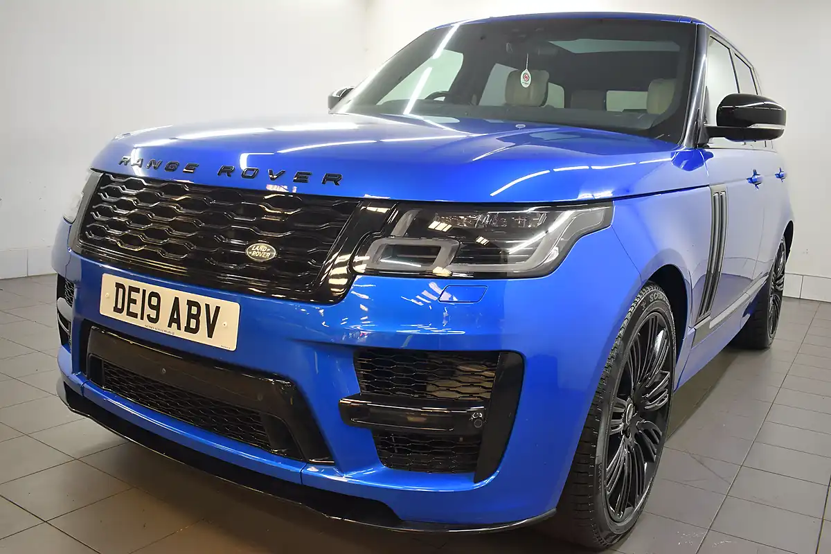 Used 2019 Land Rover Range Rover Vogue Blue - Interior and Exterior details 10