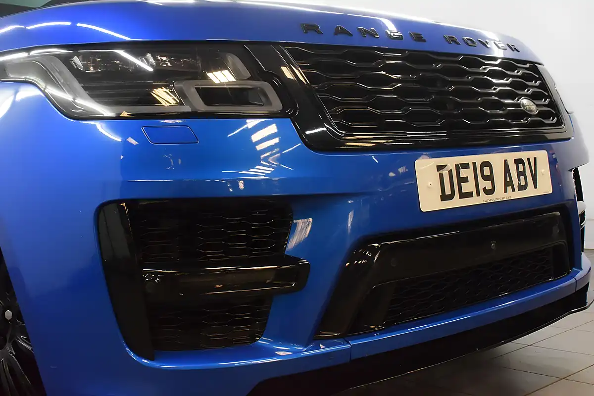 Used 2019 Land Rover Range Rover Vogue Blue - Interior and Exterior details 11
