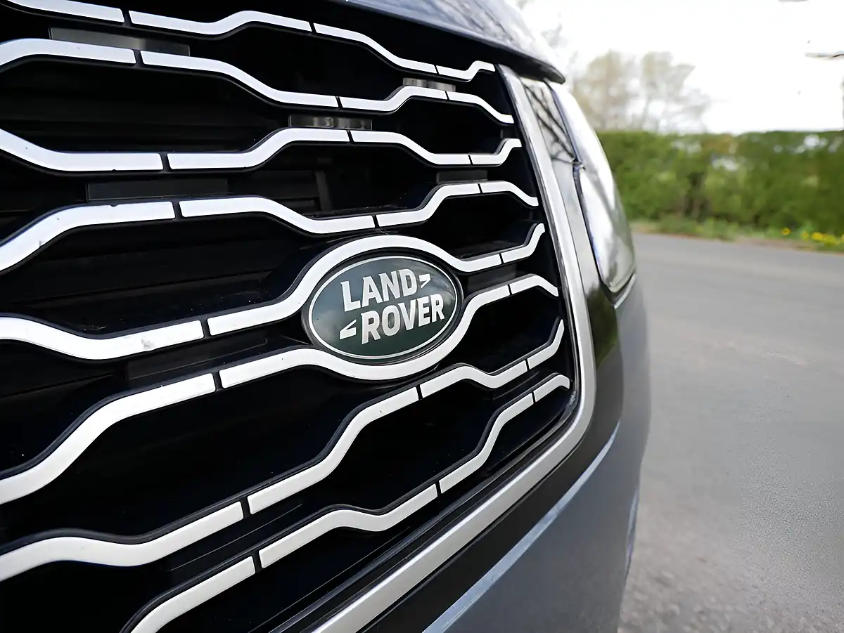 Used 2019 Land Rover Range Rover Vogue Byron Blue - Interior and Exterior details 10