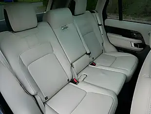 Used 2019 Land Rover Range Rover Vogue Byron Blue - Interior and Exterior details 13
