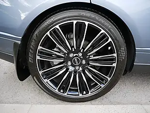 Used 2019 Land Rover Range Rover Vogue Byron Blue - Interior and Exterior details 7