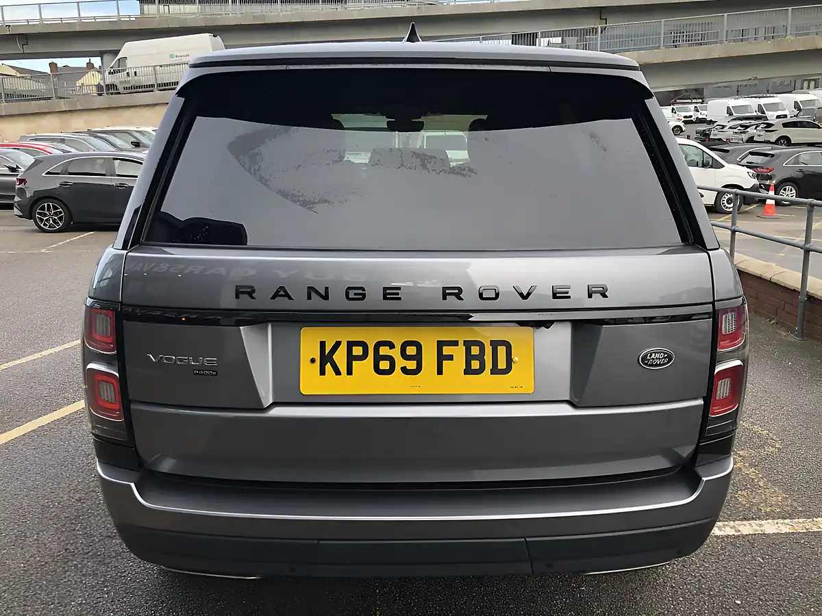 Used 2019 Land Rover Range Rover Vogue Grey - Interior and Exterior details 18