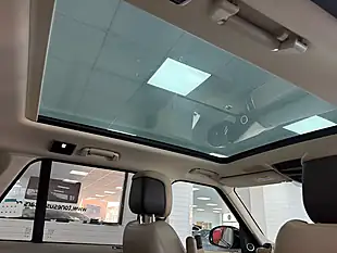 Used 2019 Land Rover Range Rover Vogue - Interior and Exterior details 8