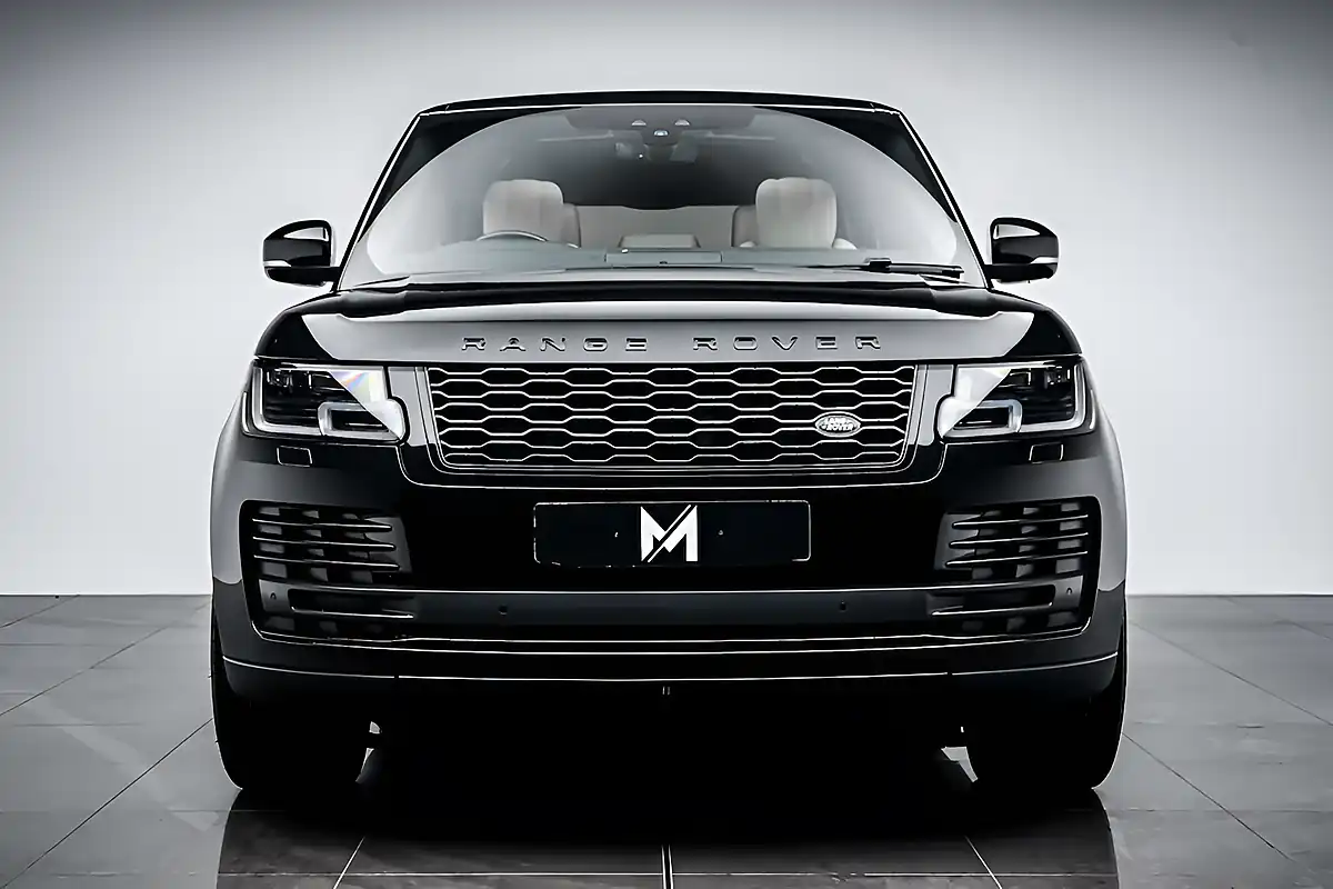 Used 2019 Land Rover Range Rover Vogue Santorini Black - Interior and Exterior details 2